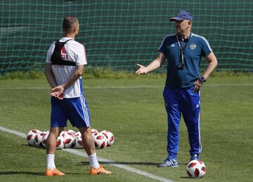 Stanislav Cherchesov y Sergei Ignashevich