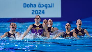 Artistic Swimming - World Aquatics Championships - Aspire Dome, Doha, Qatar - February 9, 2024 Spain performs during the team free final REUTERS/Clodagh Kilcoyne