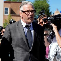 ¿Quién se espera que testifique en el juicio por homicidio involuntario de Alec Baldwin?