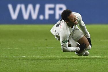 Neymar: Brazil turns on PSG star