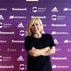 María Tato: "Hemos sabido convivir fútbol y COVID-19"