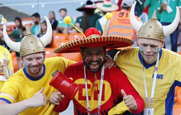 Los rostros de la afición en el México vs Suecia