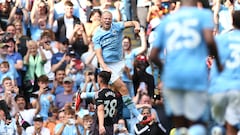 Manchester (United Kingdom), 02/09/2023.- Erling Haaland of Manchester City celebrates scoring the 4-1 goal during the English Premier League soccer match between Manchester City and Fulham FC in Manchester, Britain, 02 September 2023. (Reino Unido) EFE/EPA/ADAM VAUGHAN EDITORIAL USE ONLY. No use with unauthorized audio, video, data, fixture lists, club/league logos or 'live' services. Online in-match use limited to 120 images, no video emulation. No use in betting, games or single club/league/player publications.
