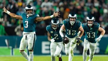 Nov 14, 2024; Philadelphia, Pennsylvania, USA; Philadelphia Eagles safety Reed Blankenship (32) celebrates with teammates after his interception during the fourth quarter against the Washington Commanders at Lincoln Financial Field. Mandatory Credit: Bill Streicher-Imagn Images TPX IMAGES OF THE DAY
