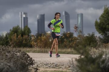 La esperada convocatoria de Du Cross Series en la capital cumpli¨® las expectativas, consiguiendo divertir y hacer disfrutar a los cerca de 300 duatletas congregados en el Parque Forestal Felipe VI.
