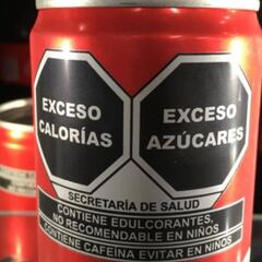 ¿Cómo es el etiquetado de los alimentos del que se queja Coca Cola?