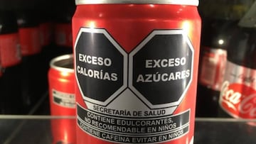 ¿Cómo es el etiquetado de los alimentos del que se queja Coca Cola?