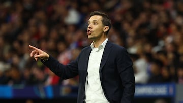 Soccer Football - UEFA Champions League - Atletico Madrid v Union Saint-Gilloise - Riyadh Air Metropolitano, Madrid, Spain - November 4, 2025 Union Saint-Gilloise coach David Hubert reacts REUTERS/Susana Vera