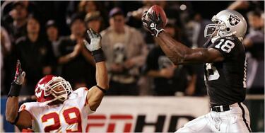 Blue 42! - La curiosa imagen de Peyton (Semana 15 - 2013)