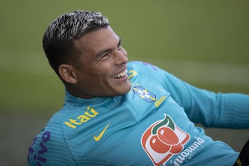 La Selección de Brasil realizó su primer entrenamientos en el estadio Metropolitano de Techo en Bogotá antes de viajar a Venezuela.