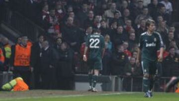 Di María se retira lesionado.