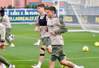 El Villarreal hace oficial la llegada de Thiago Fernández