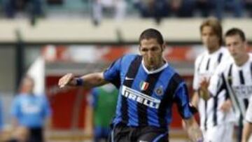 <b>DOBLETE.</b> El conjunto interista conquista su segundo título consecutivo si tenemos en cuenta que el pasado campeonato lo ganó tras el escándalo del caso 'Moggi'.