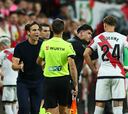 Caos en el VAR del Rayo-Barça