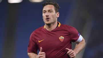 La Roma le ofrece un contrato de seis años a su capitán Totti