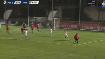 La gran promesa del Juvenil del Madrid mete un golazo de locos