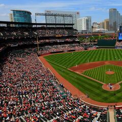 Su esencia: Más de un siglo en la mediocridad