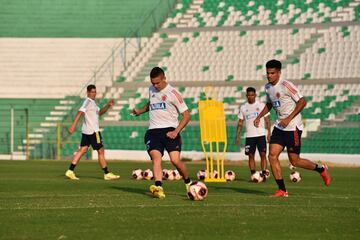 Los dirigidos por Reinaldo Rueda se encuentran concentrados en Santa Cruz de la Sierra y preparan el duelo por Eliminatorias ante Bolivia. El partido se llevará a cabo el jueves 2 de septiembre. 