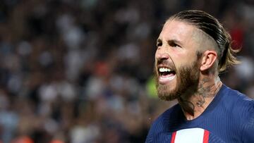 Paris Saint-Germain's Spanish defender Sergio Ramos celebrates his goal and the third of the match during the French Champions' Trophy (Trophee des Champions) final football match, Paris Saint-Germain versus FC Nantes, in the at the Bloomfield Stadium, in Tel Aviv on July 31, 2022. (Photo by JACK GUEZ / AFP)