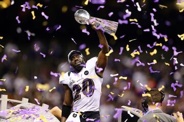 Mejor conocido como “el Super Bowl del apagón", los Ravens derrotaron a los 49ers, aunque el conjunto de San Francisco presionó al final y estuvo cerca de remontar una desventaja de 28-6 en el tercer cuarto.