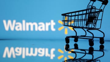 Walmart apologizes for error with free $5 gift card