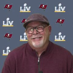 Bruce Arians, se arriesga y gana