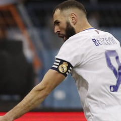 Benzema: "Mi hombro está bien, solo ha sido un golpe"