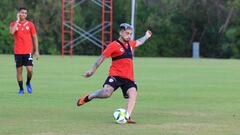 Bryan Carvallo dejó el Necaxa y regresa a Antofagasta