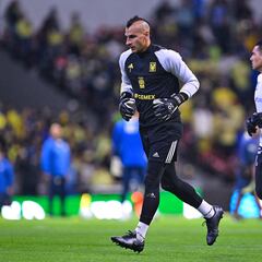Revelan audios del VAR sobre el penal de Nahuel Guzmán