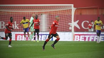 Alegr&iacute;a de Salva Sevilla tras marcar el segundo del Mallorca. 