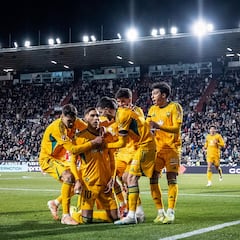 Aprobados y suspensos del Albacete ante el Sporting: Medina dirige y Jefté marca