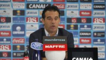 Luis García durante una rueda de prensa