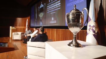 La Copa ganada por el Deportivo en 1912.