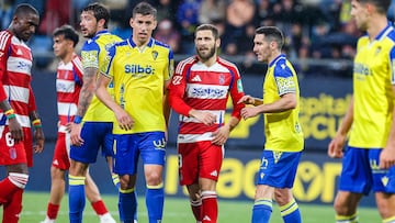 16/03/25 PARTIDO SEGUNDA DIVISION CADIZ - GRANADA SHON WEISSMAN