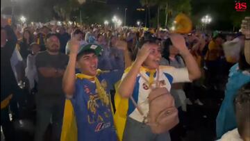 Así se vivió desde la Macroplaza la remontada de Tigres a Chivas