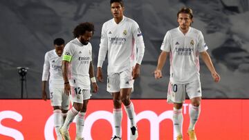 MADRID, SPAIN - OCTOBER 21: Marcelo of Real Madrid and teammates look dejected after conceding a third goal during the UEFA Champions League Group B stage match between Real Madrid and Shakhtar Donetsk at Estadio Alfredo Di Stefano on October 21, 2020 in
