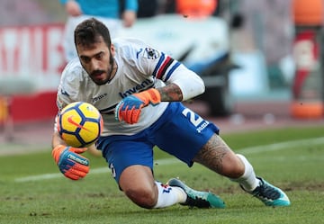 Emilio Viviani está sin equipo tras acabar la temporada 2018/19 con el SPAL. El portero tiene una larga trayectoria en Italia con un breve paso por Inglaterra. El italiano ha defendido la meta del Brescia, Cesena,  Bolonia, Palermo, Fiorentina, Arsenal, S