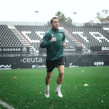 José Juan Romero: “Junto a casarme con mi mujer, la mejor decisión fue venir al Ceuta”