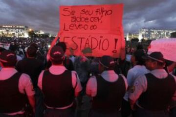 Protestas en plena Copa Confederaciones