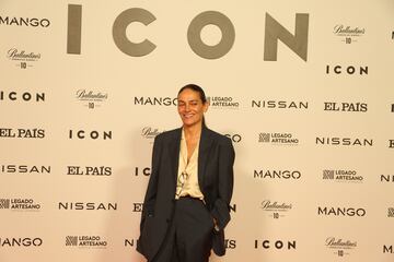 Laura Ponte posa en la alfombra roja de la gala por el décimo aniversario de 'Icon' celebrada en el Consulado Italiano de Madrid.