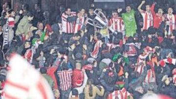 <b>ORBAIZ, LA BAJA DEL ONCE DE LA SEMIFINAL.</B> Caparrós no podrá repetir el once que batió al Sevilla en la recordada semifinal de Copa, aunque ocho de ellos tienen un puesto asegurado. La ausencia de Pablo Orbaiz por lesión lo hace inviable. Aquella mágica noche, el Athletic formó con Iraizoz; Iraola, Ocio, Amorebieta, Koikili: David López, Javi Martínez, Orbaiz, Yeste; Llorente y Toquero. Ion Vélez, Gurpegi y Gabilondo entraron durante el encuentro, en la segunda mitad.