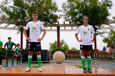 Primera equipaci¨®n del Racing 22/23.