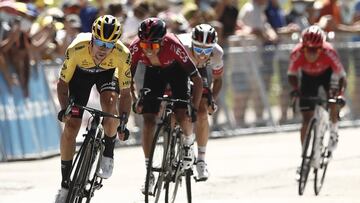 Roglic y Bernal pelean por el triunfo en el Tour de l&#039;Ain.