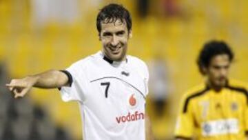 Raúl González, en un partido con el Al Sadd.
