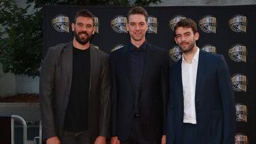 SPRINGFIELD, MASSACHUSETTS - AUGUST 12: Marc Gasol, 2023 inductee Pau Gasol and Adria Gasol attend the 2023 Naismith Basketball Hall of Fame Induction at Symphony Hall on August 12, 2023 in Springfield, Massachusetts.   Mike Lawrie/Getty Images/AFP (Photo by Mike Lawrie / GETTY IMAGES NORTH AMERICA / Getty Images via AFP)