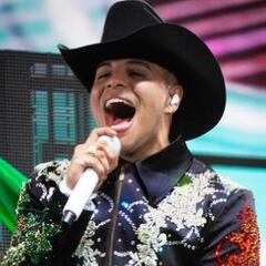 Eduin Caz es tachado de “mala copa” tras tirar mesa