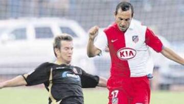 <b>INCISIVO.</b> Petrov volvió a demostrar su velocidad vertiginosa en carrera y protagonizó algún remate con peligro.