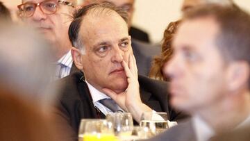 El control económico de LaLiga ha conseguido que se pasen de denuncias por un importe total de más de siete millones de euros en la 2014/2015 hasta la cifra récord actual: 0.