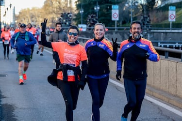 Varias personas participan en la XI Carrera Solidaria por la Salud Mental.