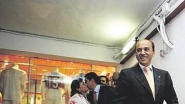 <b>REGRESO. </b>José María del Nido, tras guardar un mes de silencio, atendió ayer a la prensa sevillana.